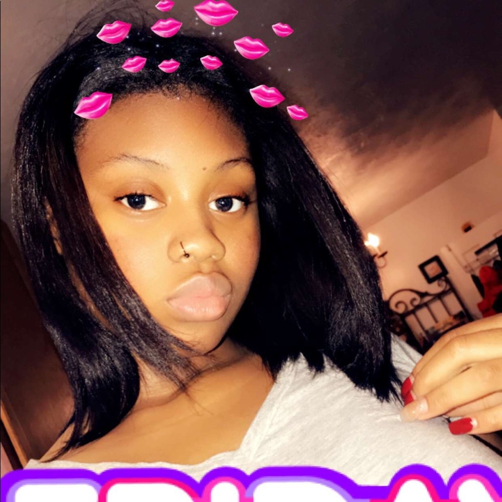 Meet your Posher, Dejadeka